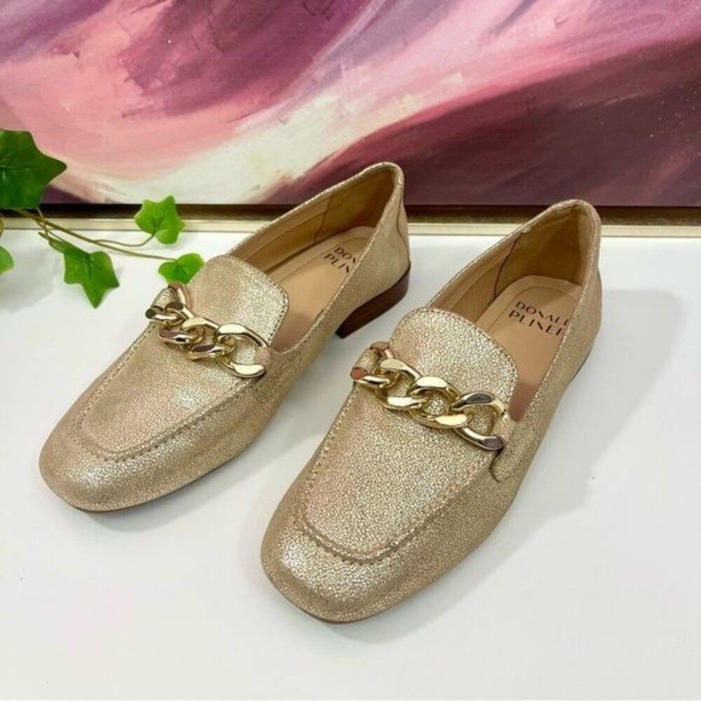 Donald Pliner Bethany Leather Loafer, In Pale Gold Size 6.5 - Picture 4 of 12